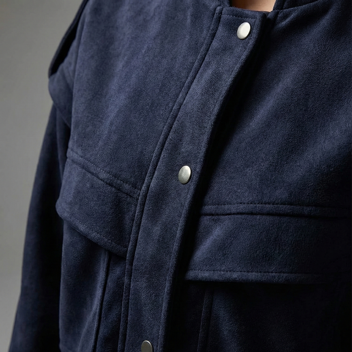 Wren | Cropped Suede Jacket with Chest Pockets and Snap Closure