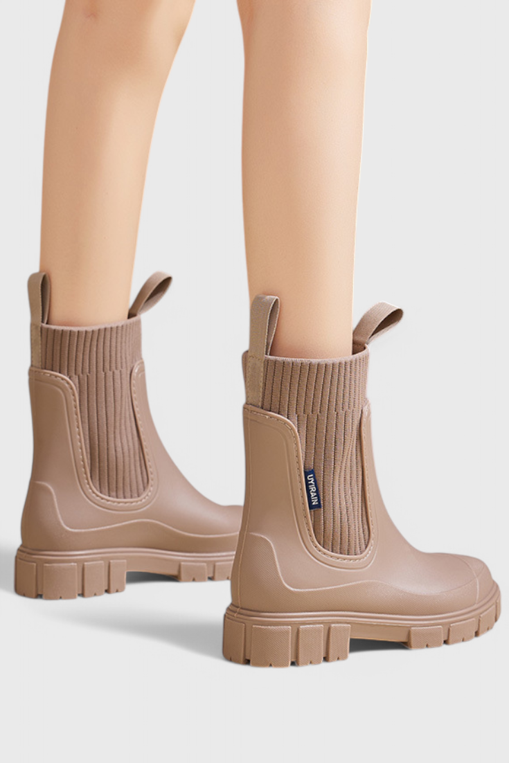 Maudie | Waterproof Chunky Chelsea Rain Boots with Knit Collar