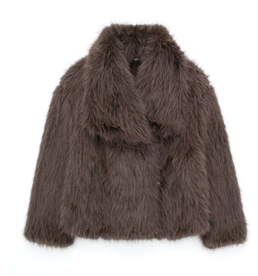 Edwina | Elegant Cropped Faux Fur Coat
