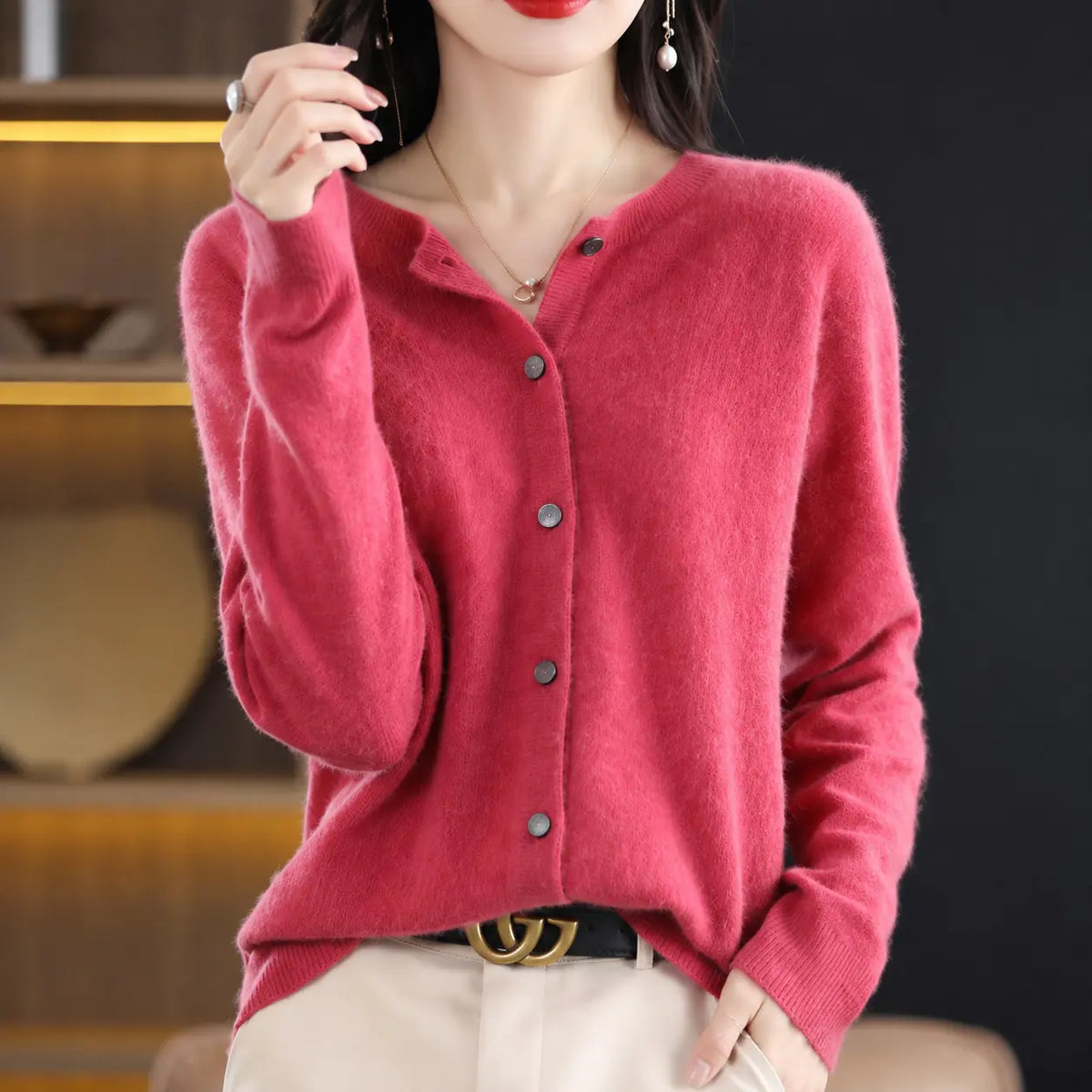Vera | Round Neck Fine Knit Button Cardigan