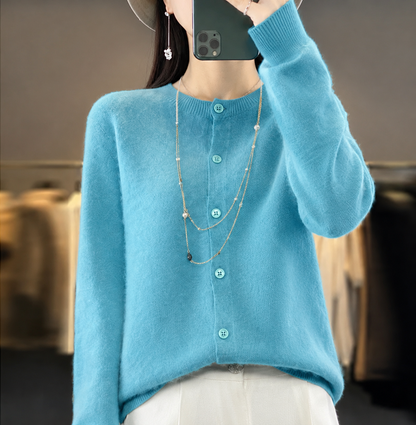 Vera | Round Neck Fine Knit Button Cardigan