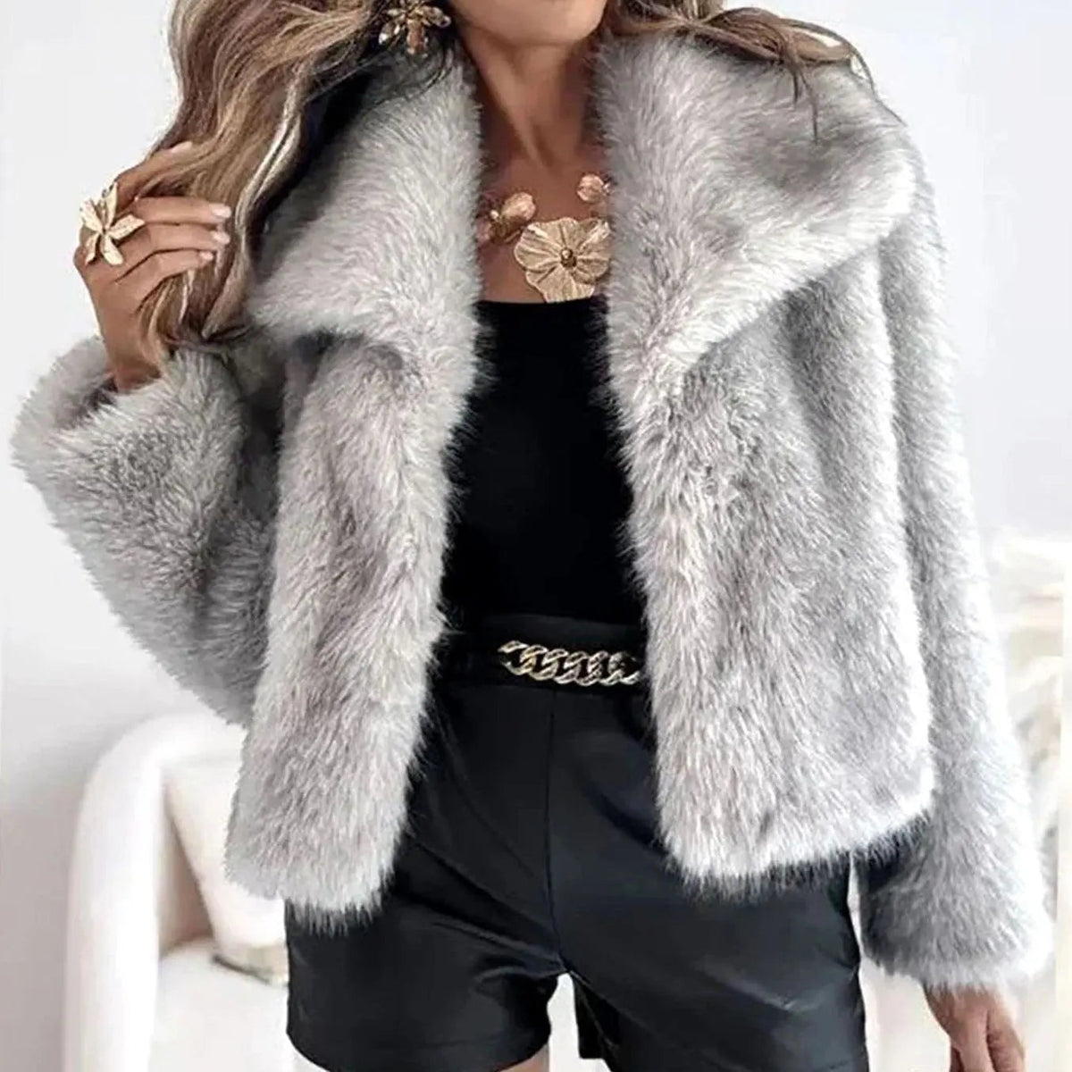 Bethany | Chic Cropped Open-Front Fur Jacket with Wide Lapels