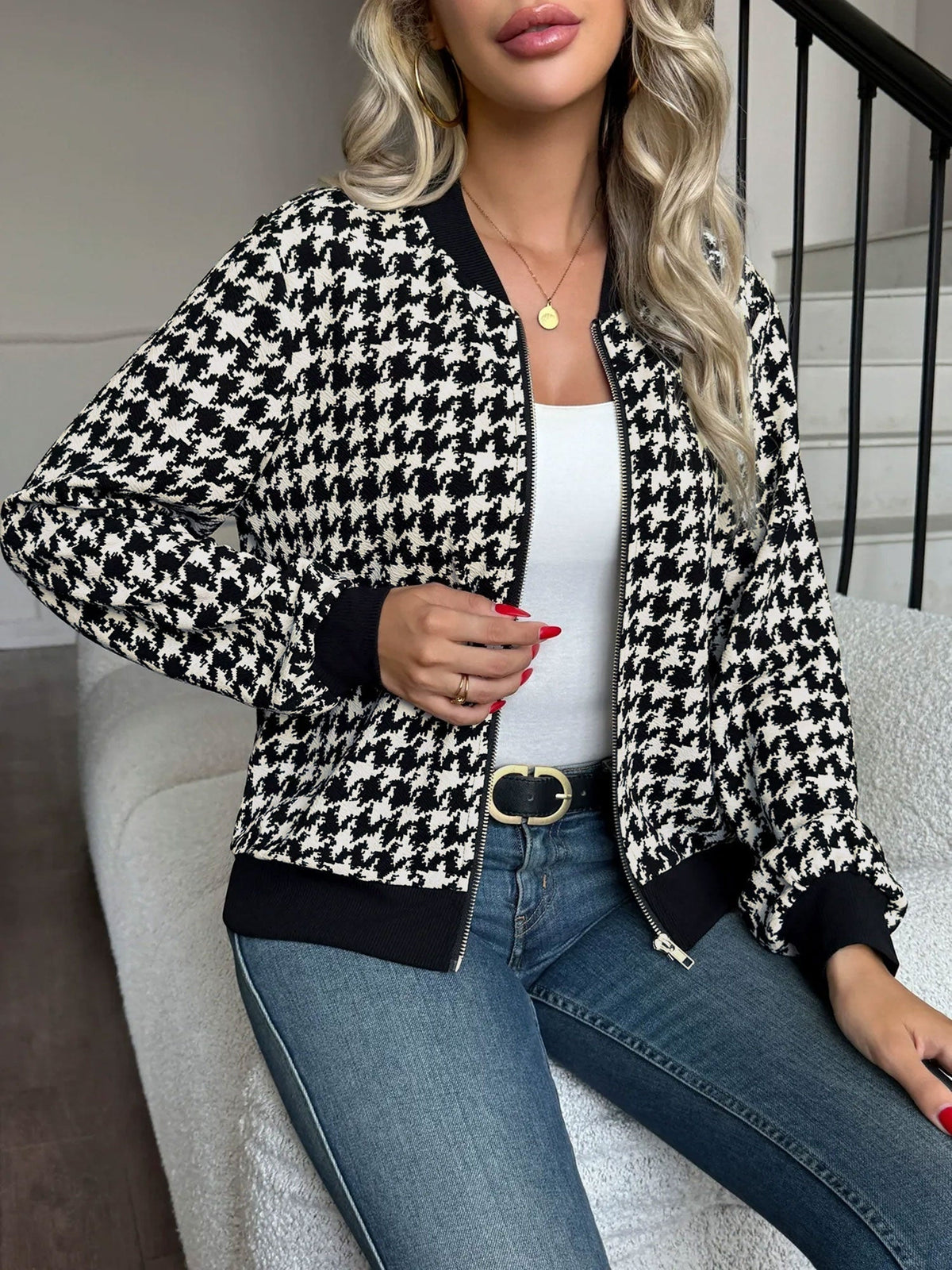 Molly | Chic Houndstooth Bomber Jacket with Black Ribbed Trim