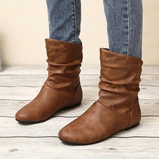 Freya | Flat Leather Ankle Boots with Slouch Detail