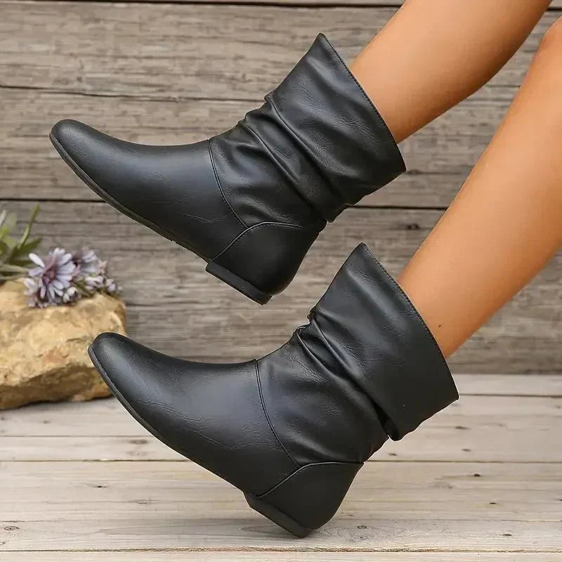 Freya | Flat Leather Ankle Boots with Slouch Detail