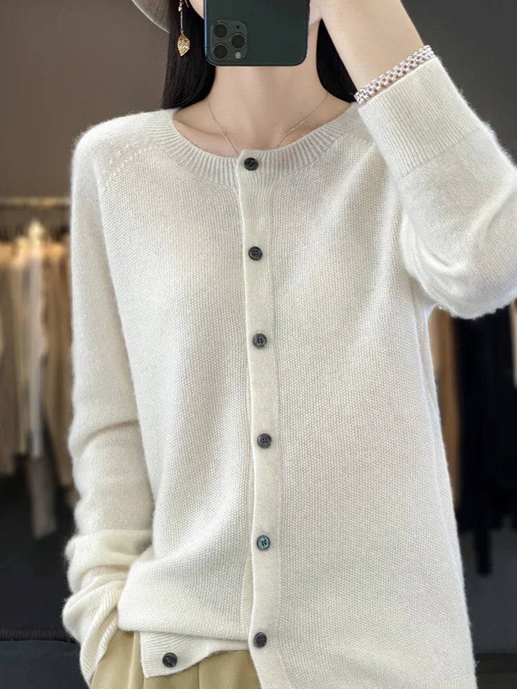 Vera | Round Neck Fine Knit Button Cardigan