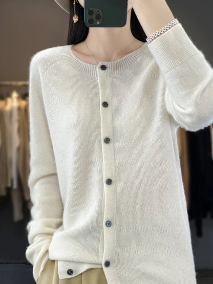Vera | Round Neck Fine Knit Button Cardigan