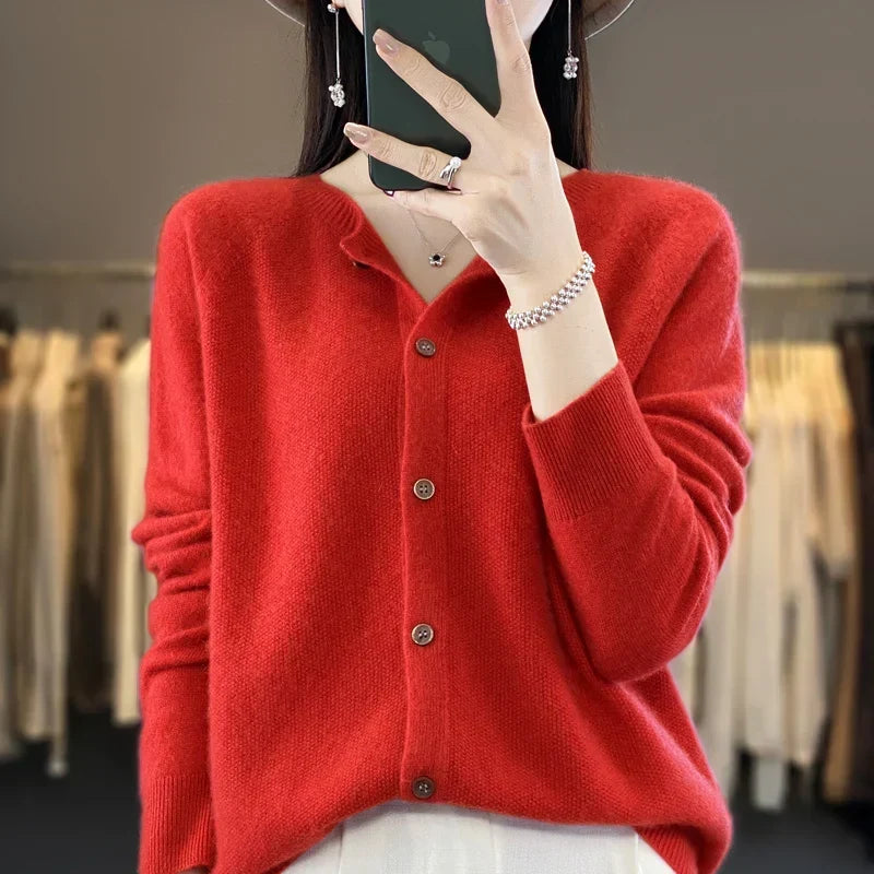 Vera | Round Neck Fine Knit Button Cardigan