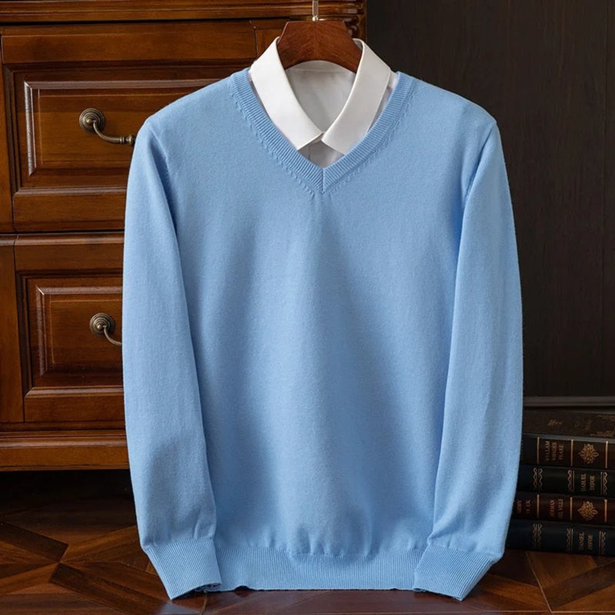 Ellis | V-Neck Cashmere Blend Knit Jumper