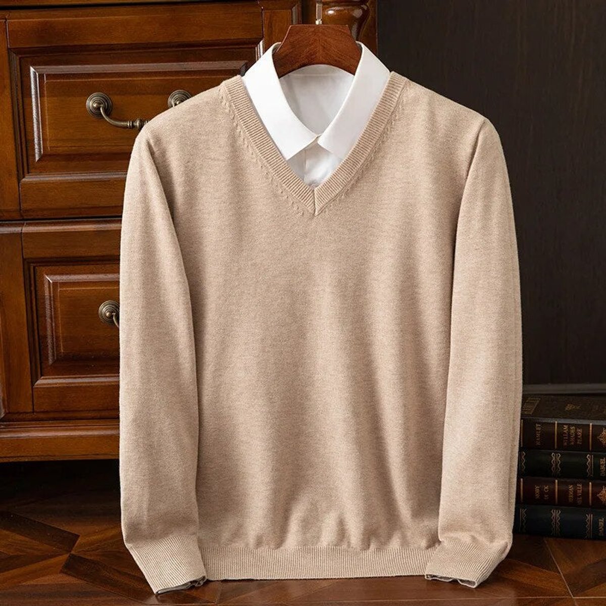 Ellis | V-Neck Cashmere Blend Knit Jumper