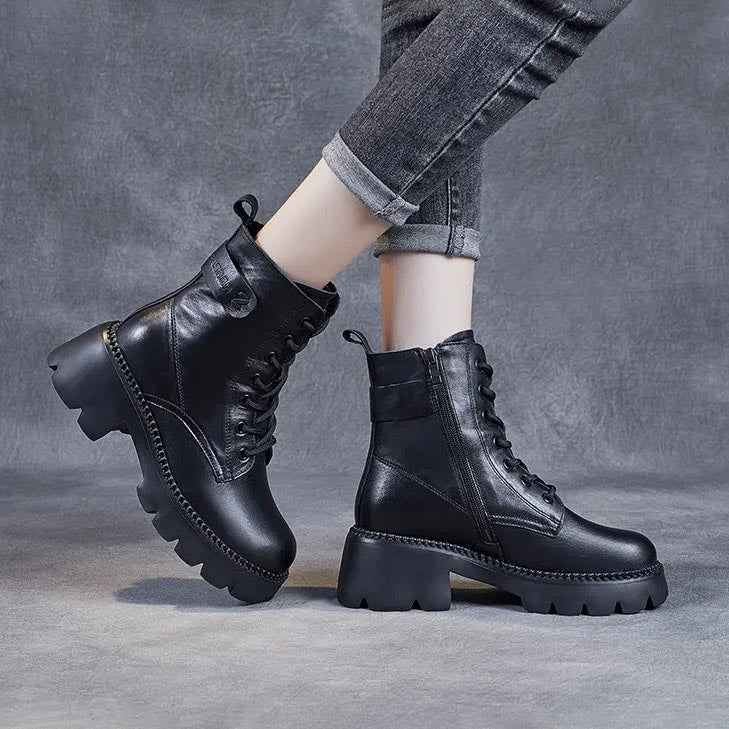 Oakley | Lace-Up Leather Ankle Boots with Arch Support and Lug Sole
