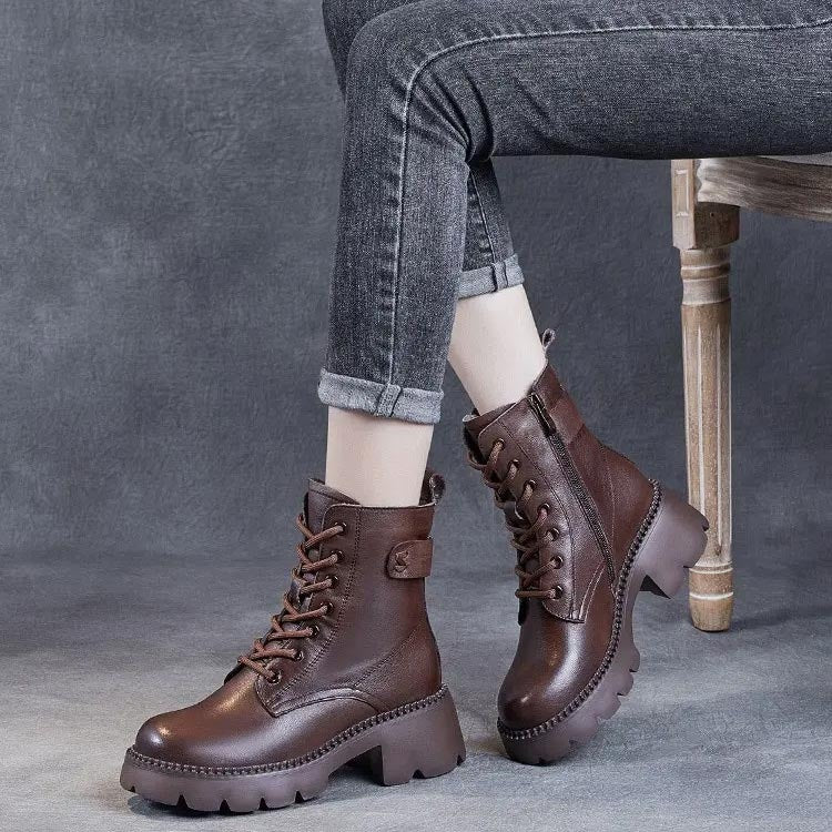 Oakley | Lace-Up Leather Ankle Boots with Arch Support and Lug Sole