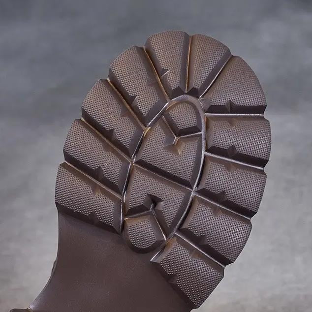 Oakley | Lace-Up Leather Ankle Boots with Arch Support and Lug Sole