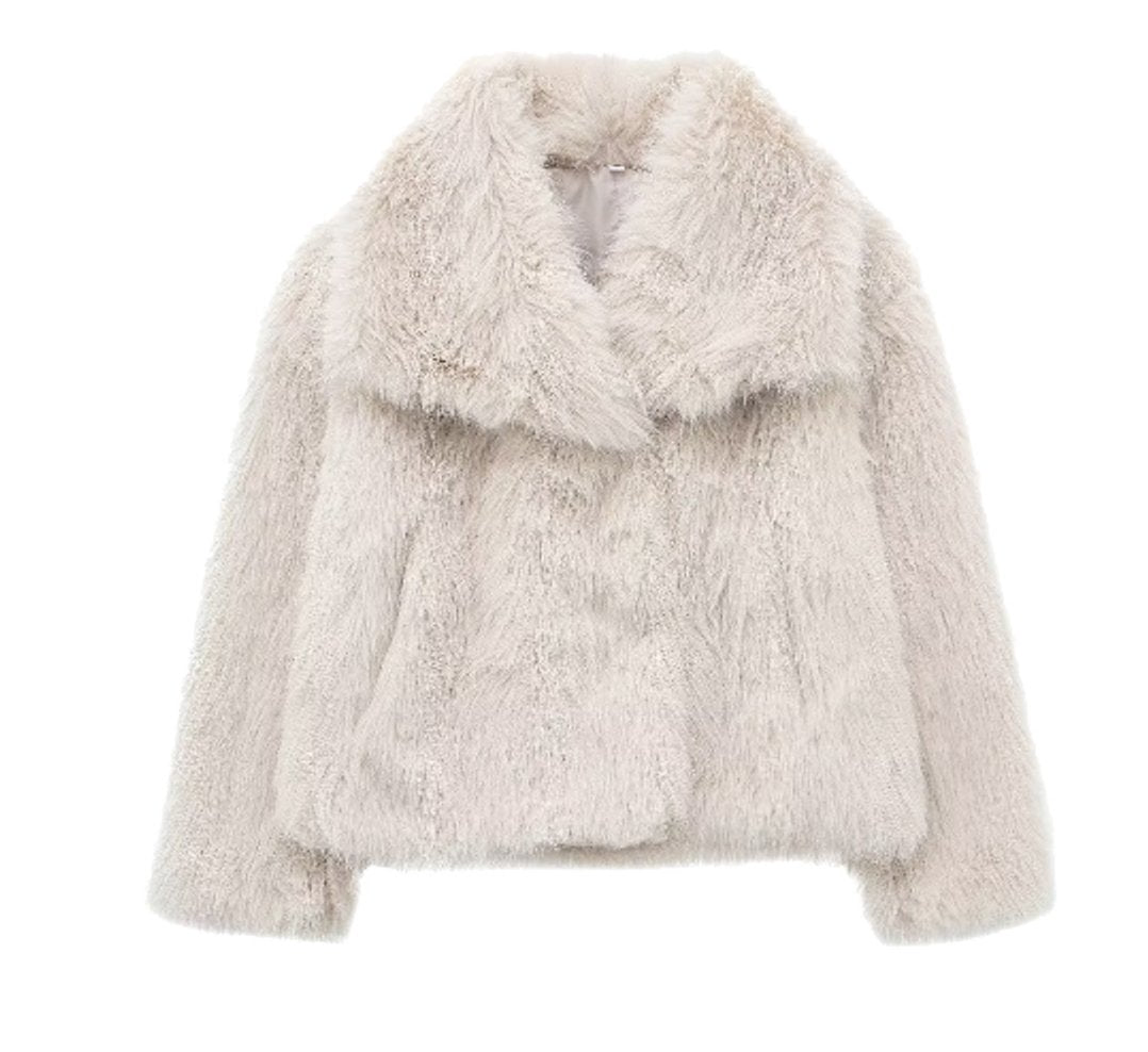 Edwina | Elegant Cropped Faux Fur Coat