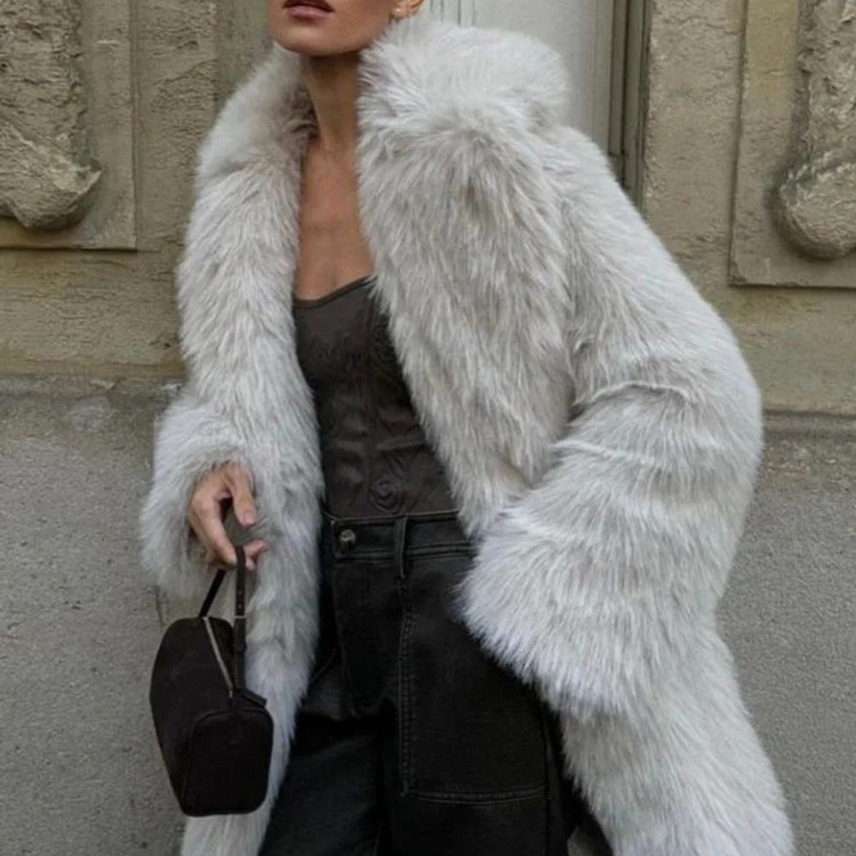 Theodora | White Oversized Long Faux Fur Coat